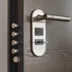 La porta non si apre: indicazioni utili su come comportarsi