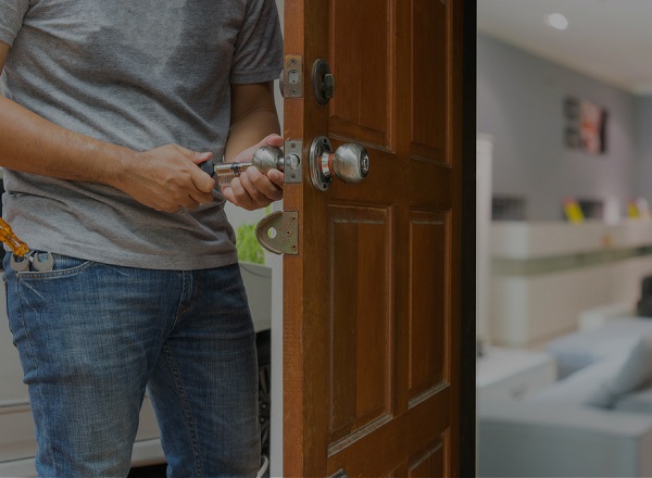 Manutenzione delle porte: 4 utili consigli